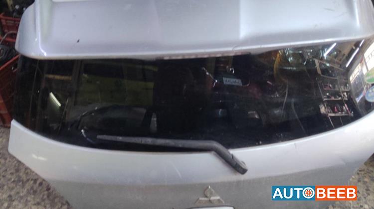 Body  Trunk Mitsubishi Mirage
