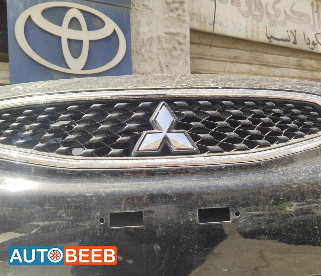 Body  Grilles Mitsubishi Mirage
