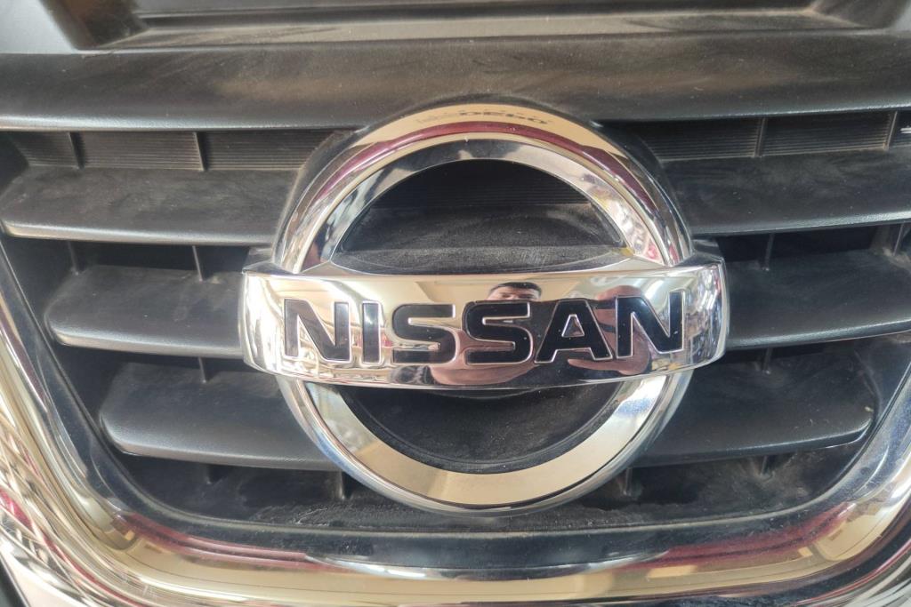 Body  Emblems Nissan Juke