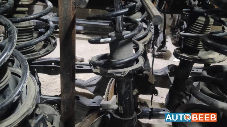  Shock Absorber Toyota Prius