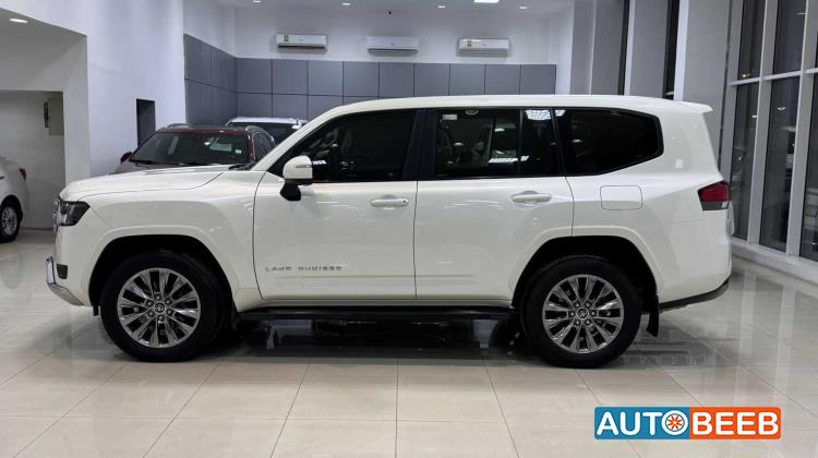 تويوتا لاندكروزر 2023