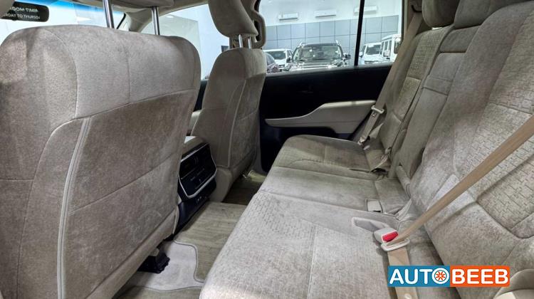 تويوتا لاندكروزر 2023