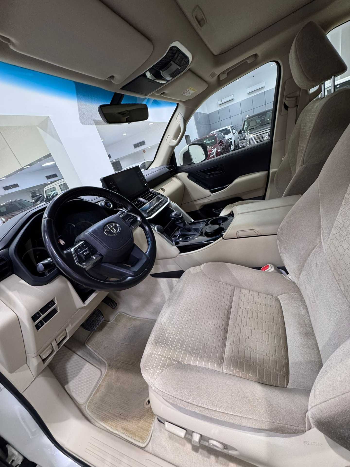 تويوتا لاندكروزر 2023