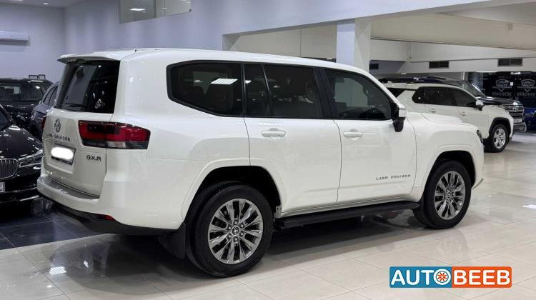 تويوتا لاندكروزر 2023