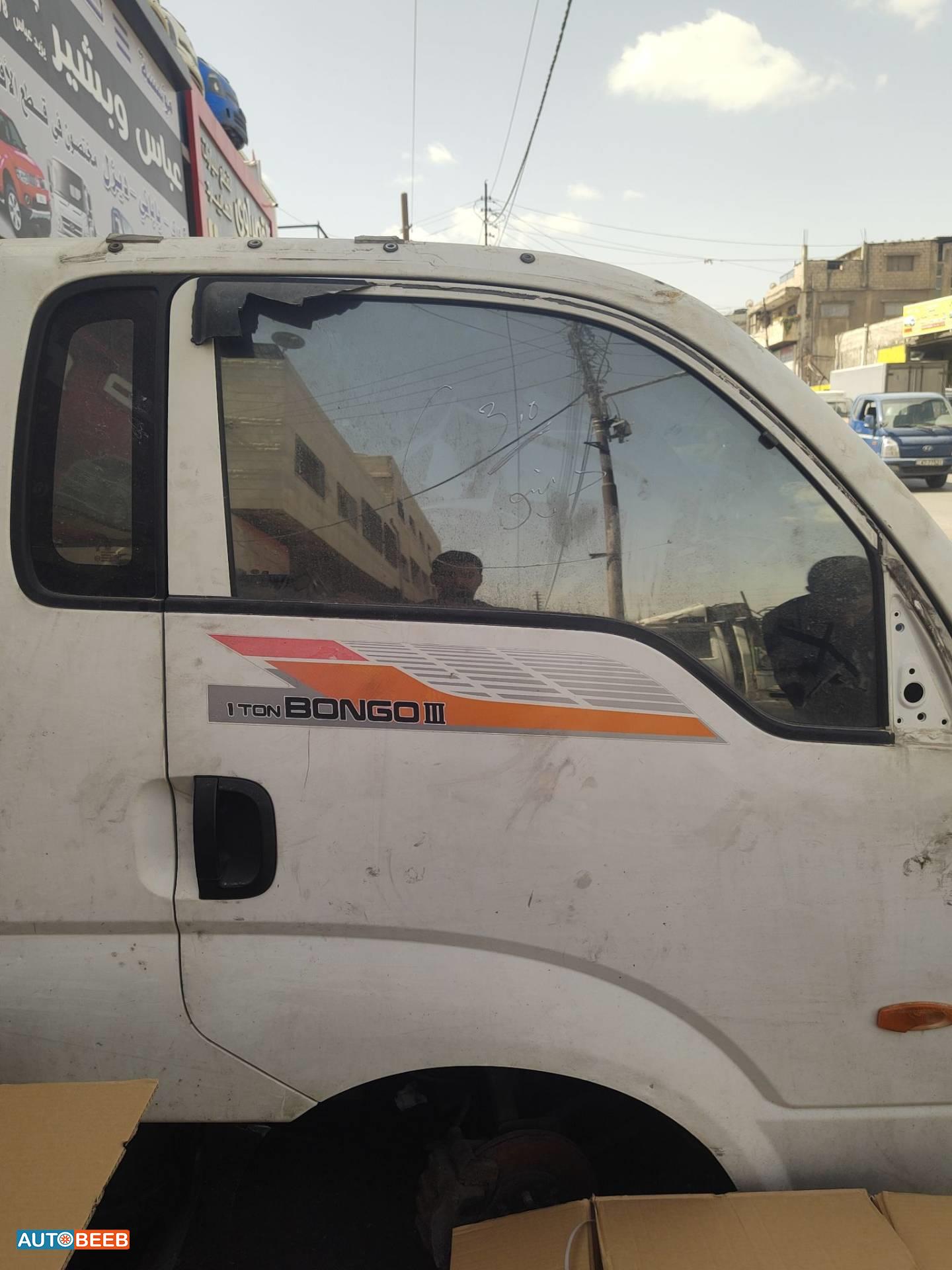 باب امامي يمين كيا بنجو 3 2017 2018