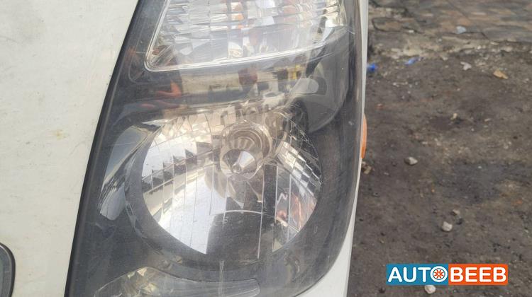 ضوء امامي شمال كيا بنجو 3 2017 2018