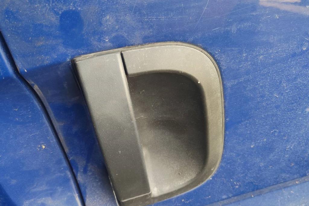 يد باب خارجية أمامية يمين شمال كيا بنجو 3 2014 2015