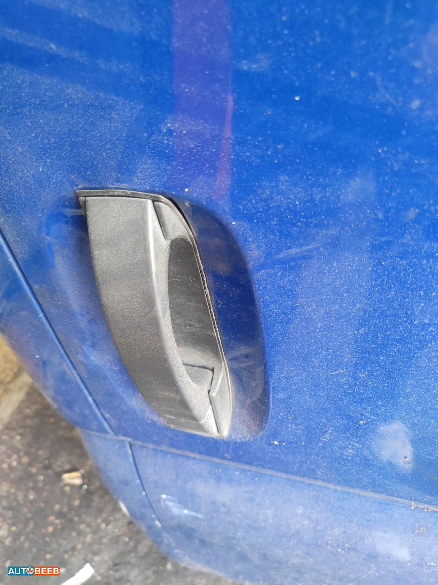 يد باب خارجية خلفية يمين شمال كيا بنجو 3 2014 2015