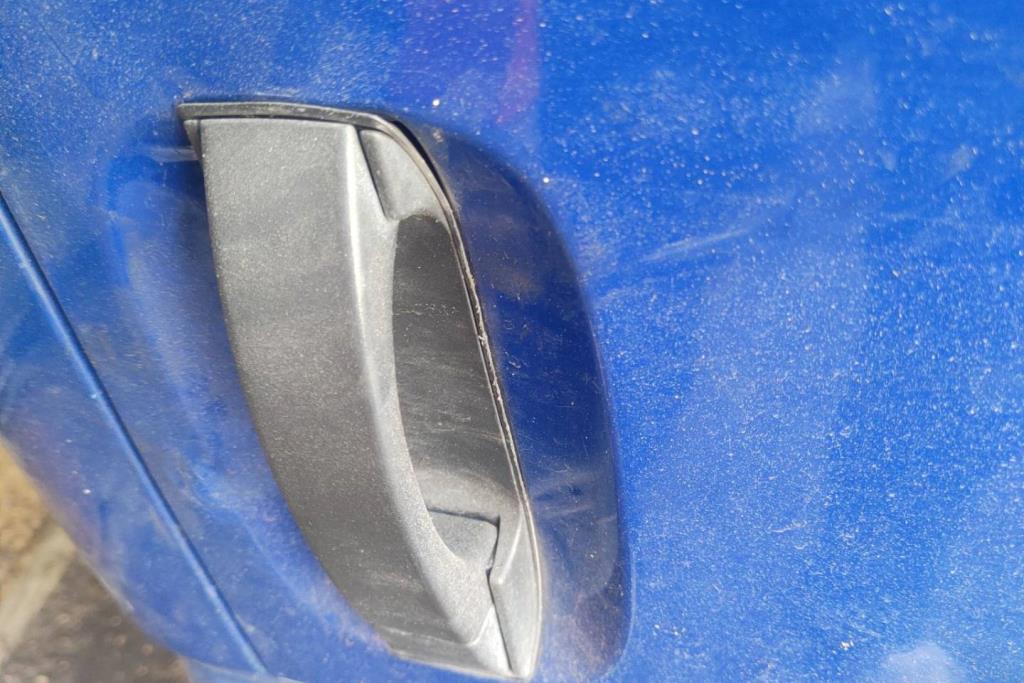 يد باب خارجية خلفية يمين شمال كيا بنجو 3 2014 2015