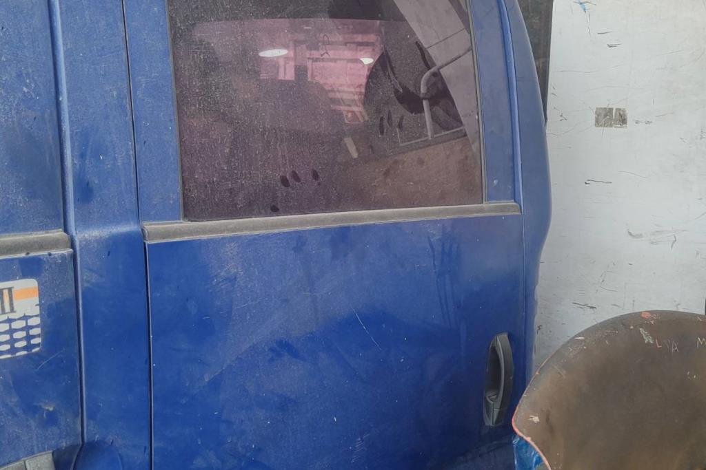 باب خلفي شمال كيا بنجو 3 2014 2015