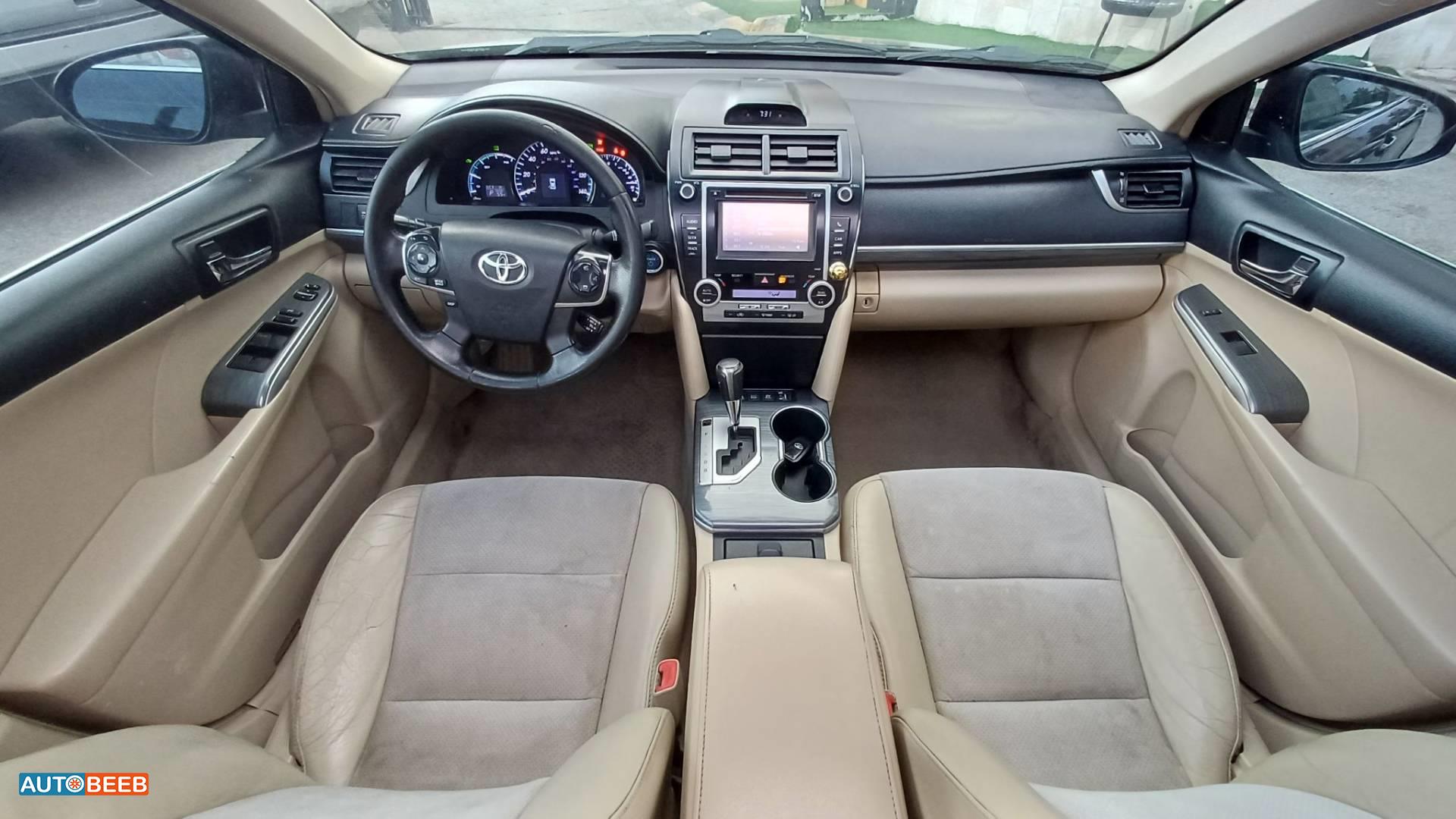 Toyota Camry 2012