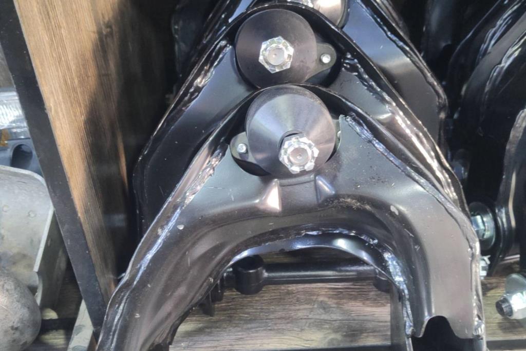 كفة عجل علوية كيا بنجو فرونتير 1997 1998 1999