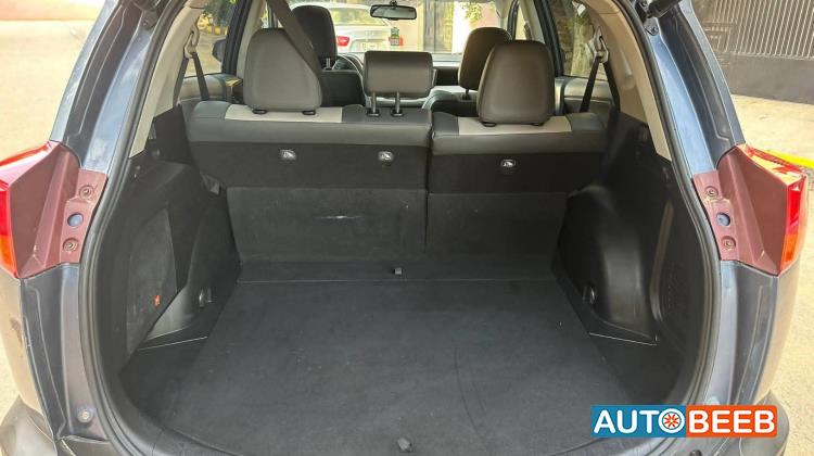 Toyota RAV4 2013
