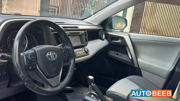 Toyota RAV4 2013