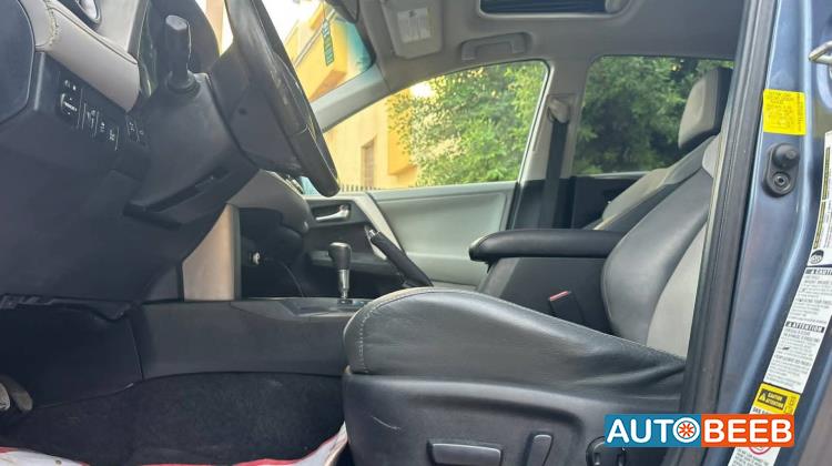 Toyota RAV4 2013