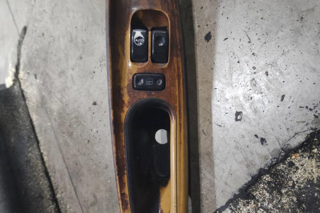 مجمع كبسات شباك هيونداي اتش1 ستاركس 2004 2005