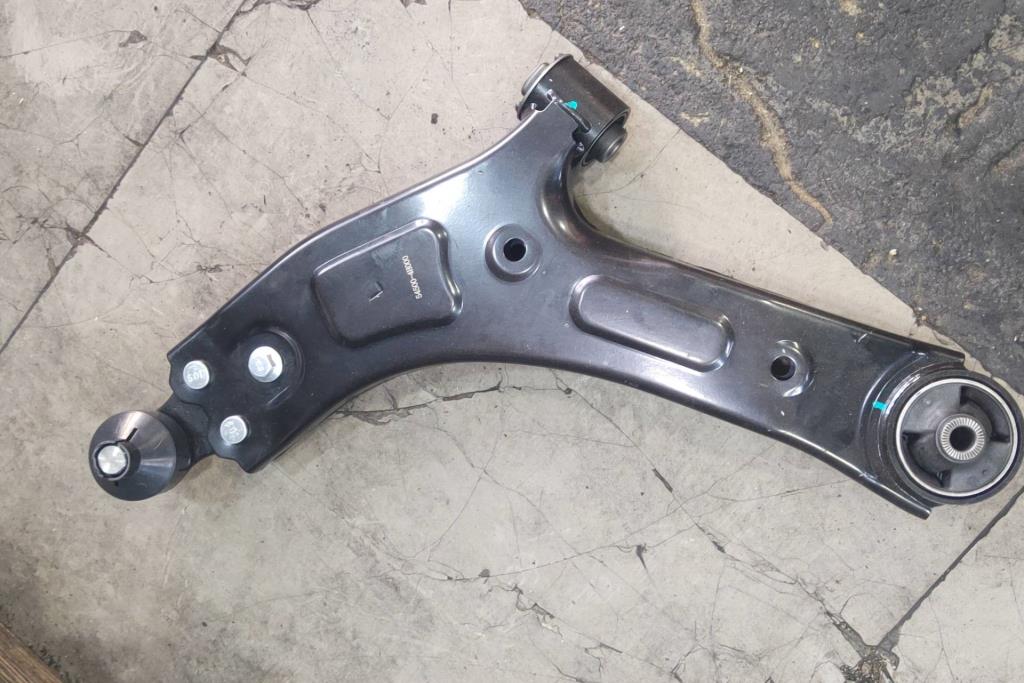 كفة عجل هيونداي اتش1 جراند ستاركس 2008 2009 2010 2011 2012 