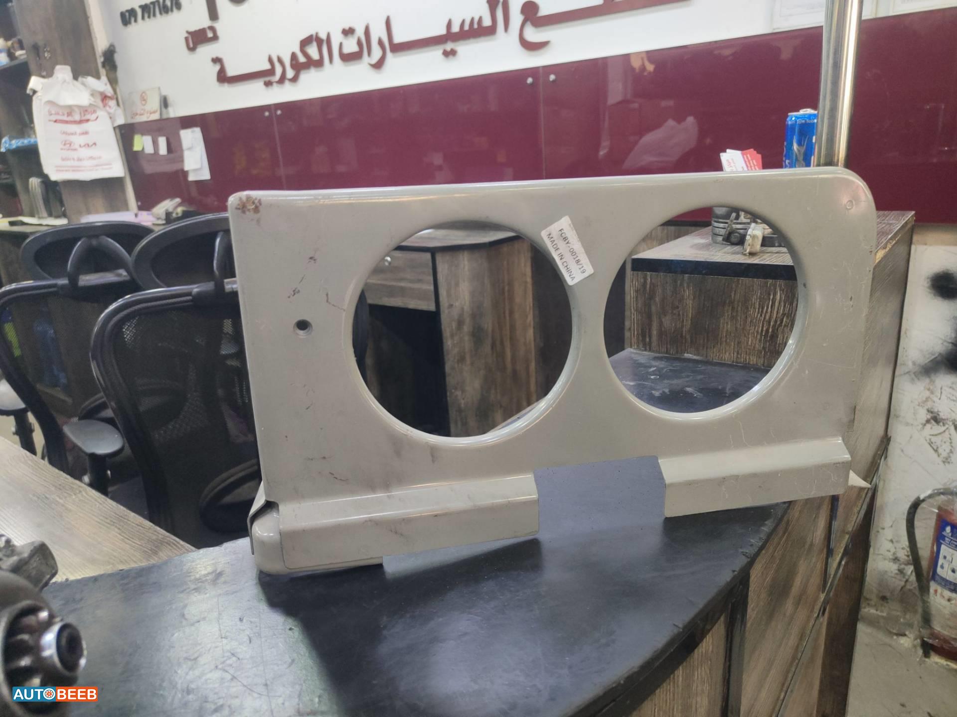 قاعده ضوء خلفي كيا بنجو 3 2014 2015 2016 2017