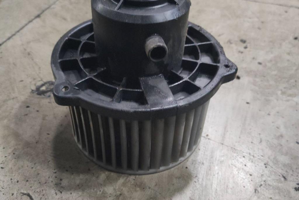 مروحه دفاي كيا بنجو 3 2008 2009 2010 2011 2012