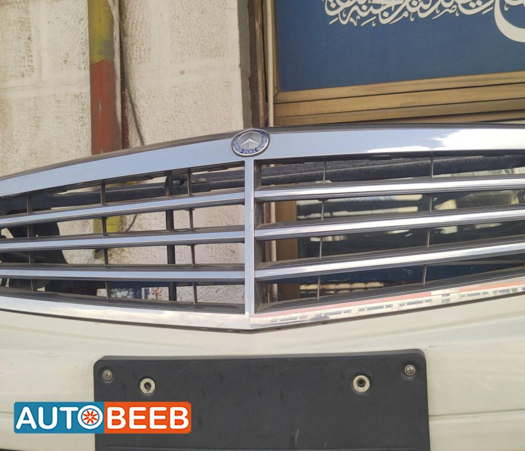 Body  Grilles Mercedes Benz C200