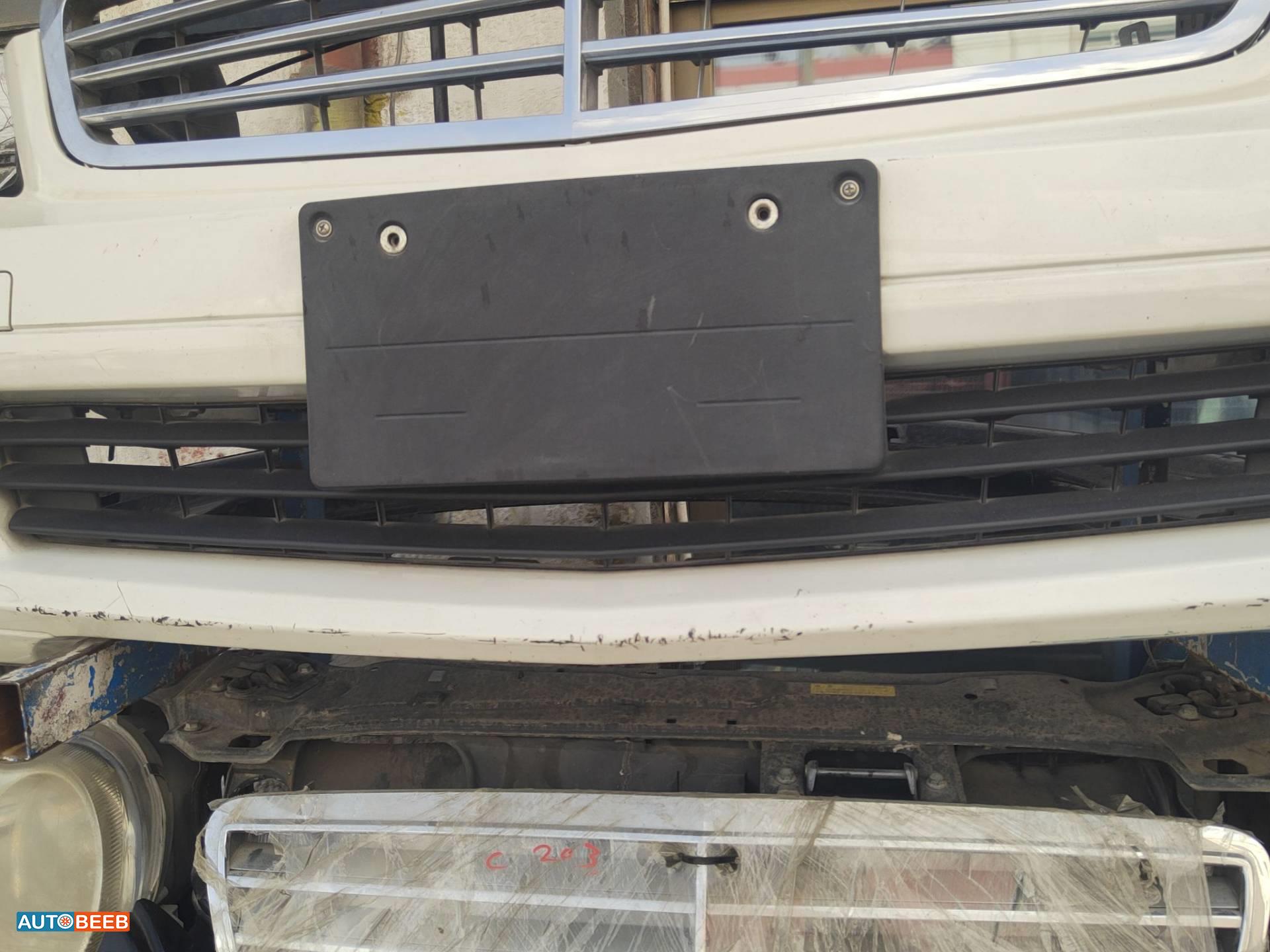 Body  Grilles Mercedes Benz C200