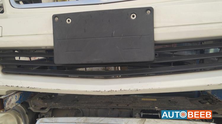 Body  Grilles Mercedes Benz C200