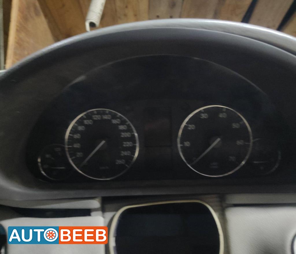 Cabin  Dashboard Mercedes Benz C200