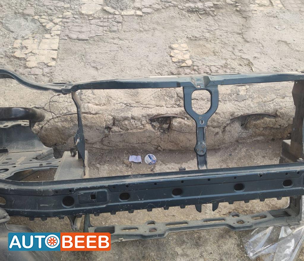 واجهة أمامية مرسيدس e200 2000