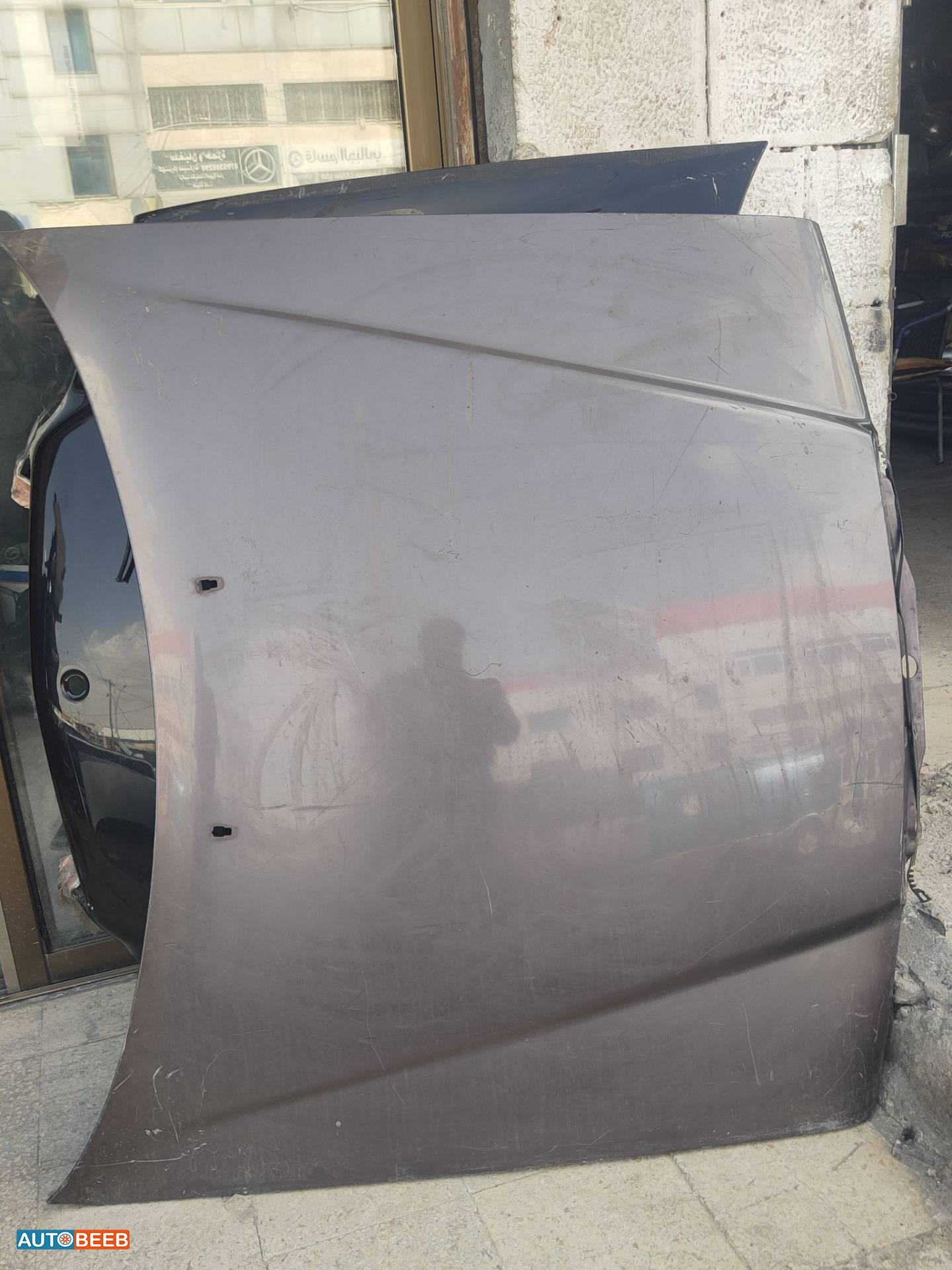 غطاء محرك مرسيدس e200 1989 1990