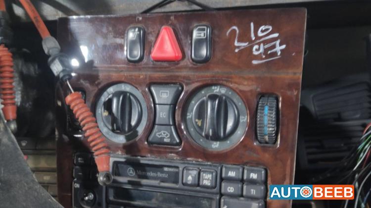 Cabin  Dashboard Mercedes Benz C200