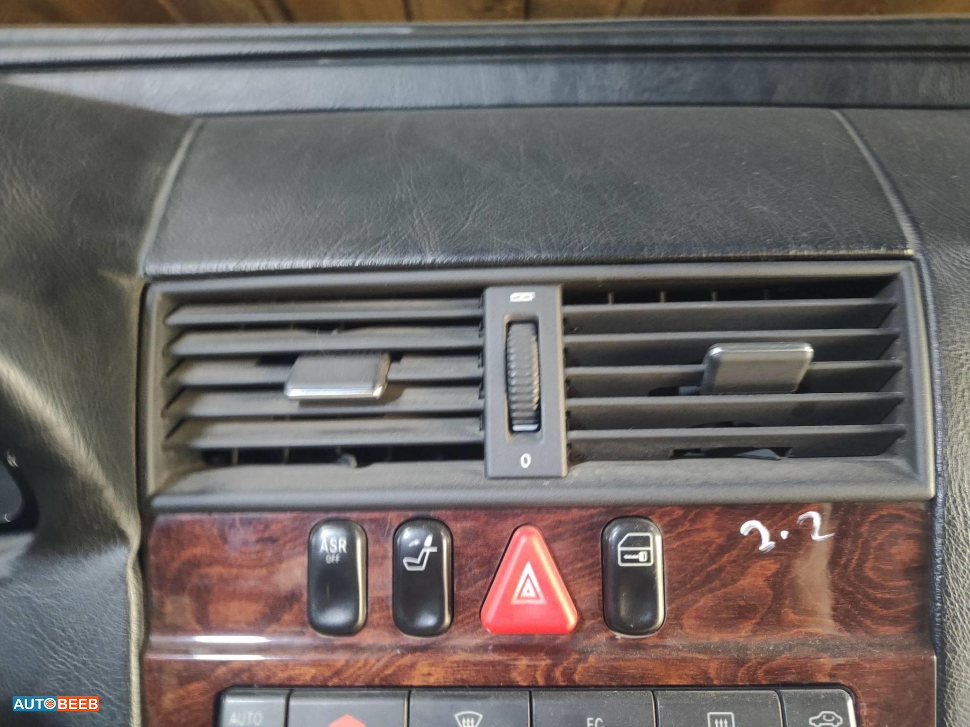 Cabin  Other Mercedes Benz C200