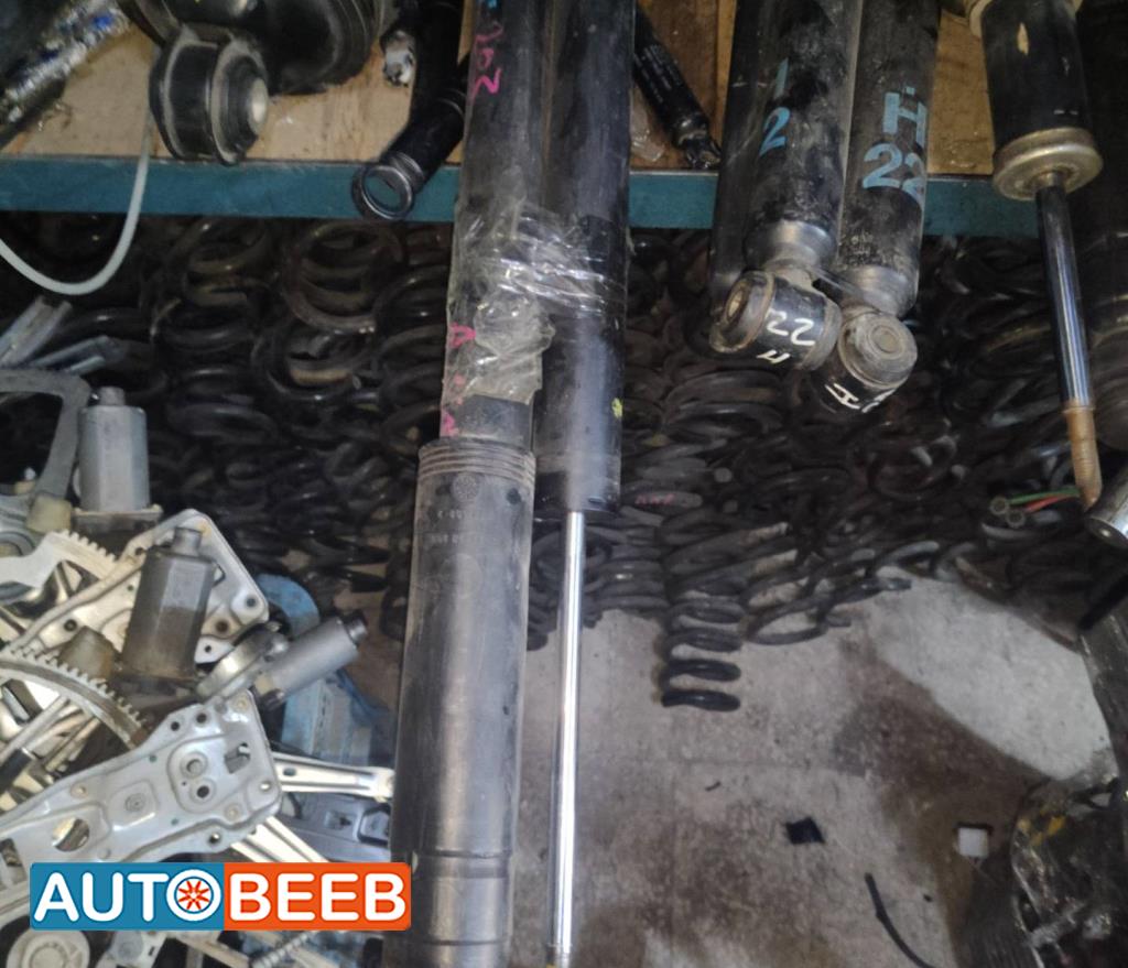  Shock Absorber Mercedes Benz C200