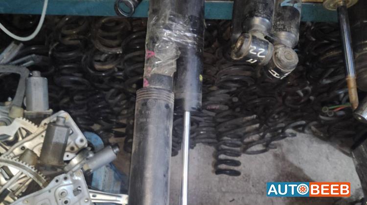  Shock Absorber Mercedes Benz C200