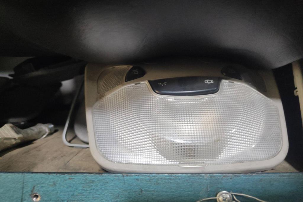 Lights Cabin Light  Mercedes Benz C200