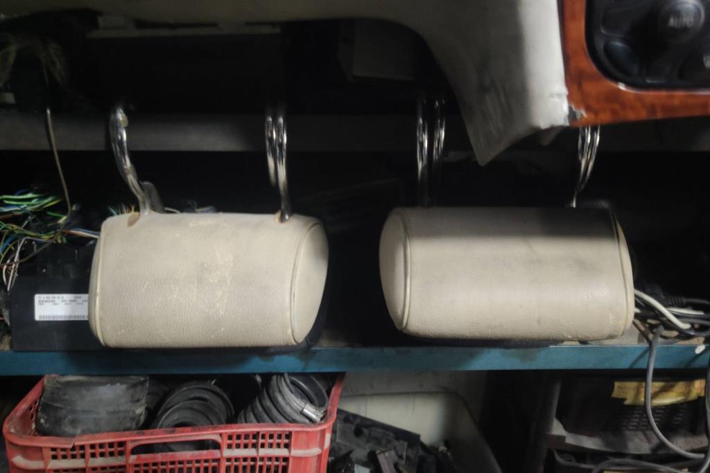 Cabin  Headrest Mercedes Benz E200