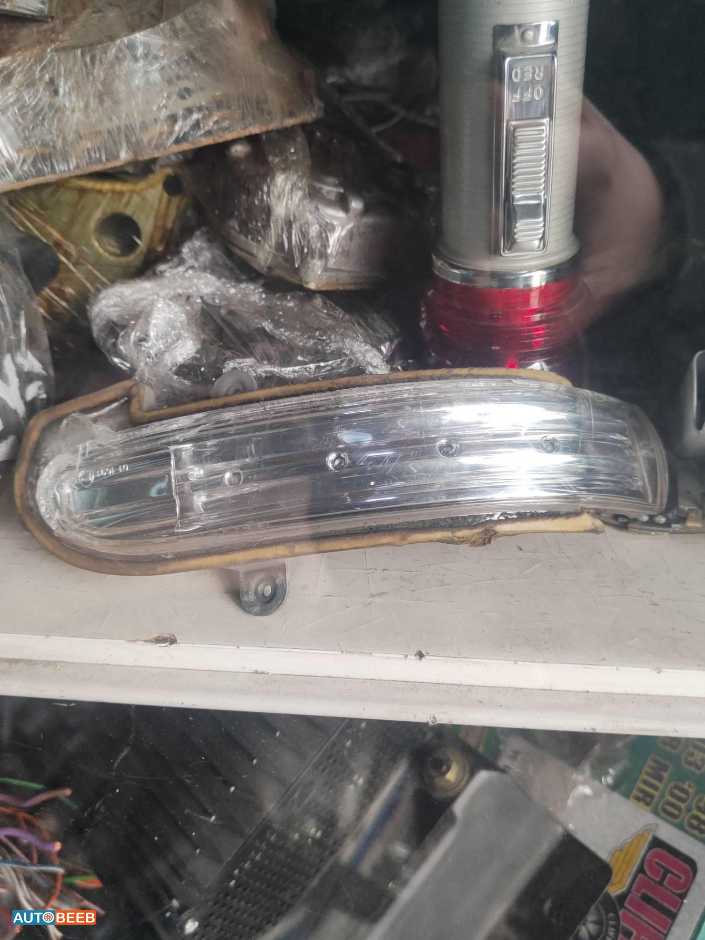 Lights Flasher Light Mercedes Benz C200