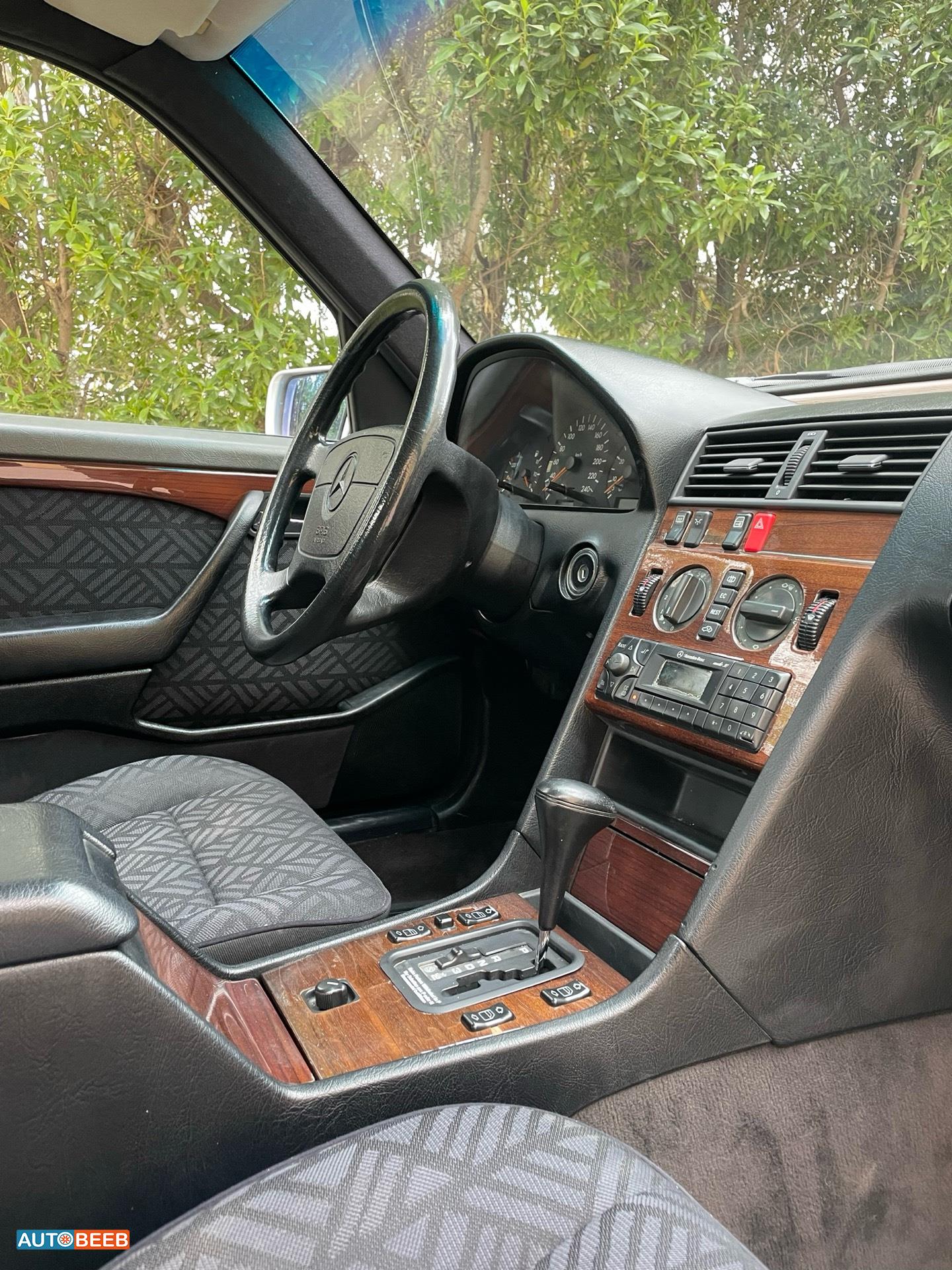Mercedes Benz C180 1994