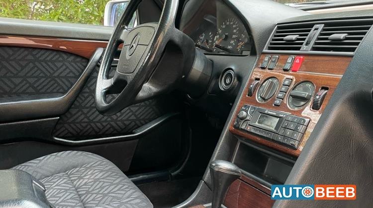 Mercedes Benz C180 1994