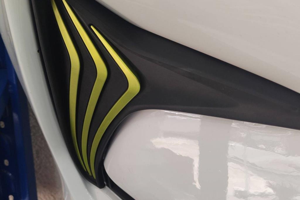 تسكيرة طمبون امامي يمين شانجان e ستار 2021 2022 2023