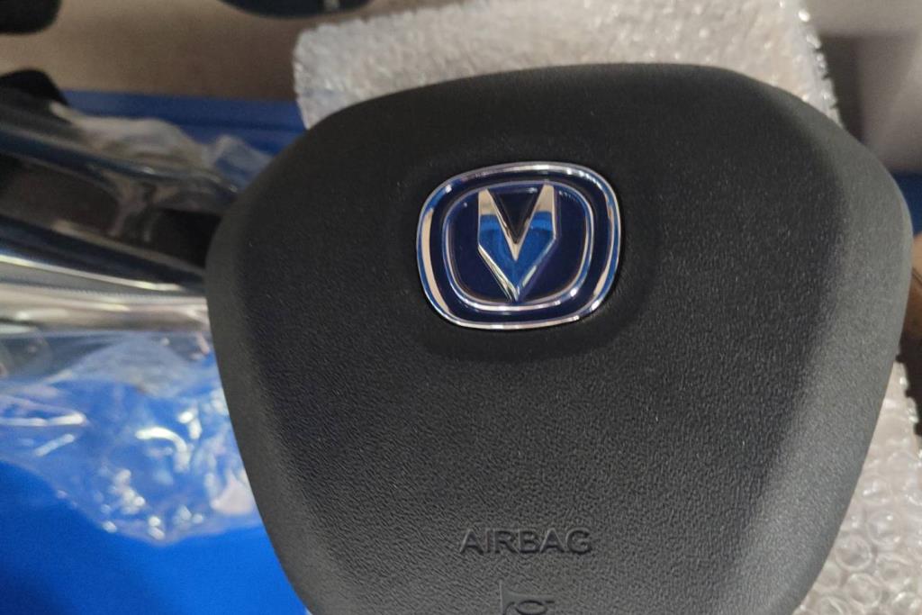 Cabin  Steering Wheel CHANGAN E-Star