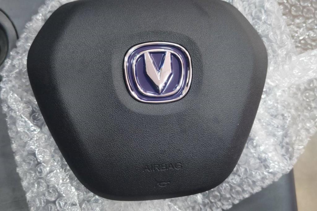 Cabin  Steering Wheel CHANGAN Eado