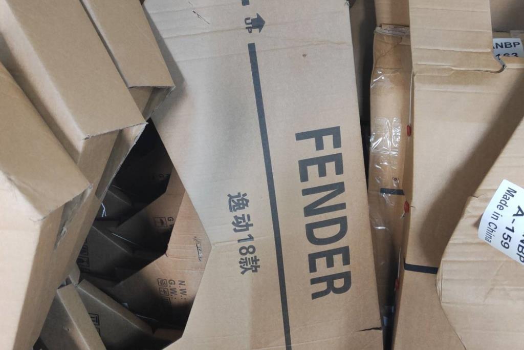 Body  Fenders  CHANGAN Eado