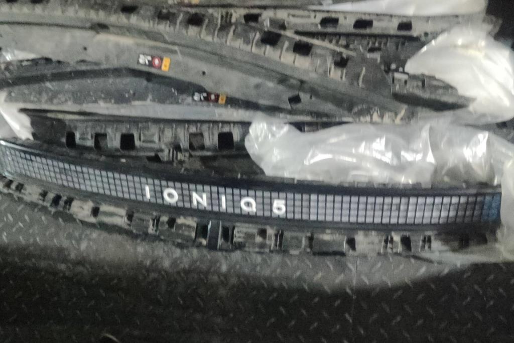 ليد صندوق خلفي هيونداي ايونيك 5 2022 2023