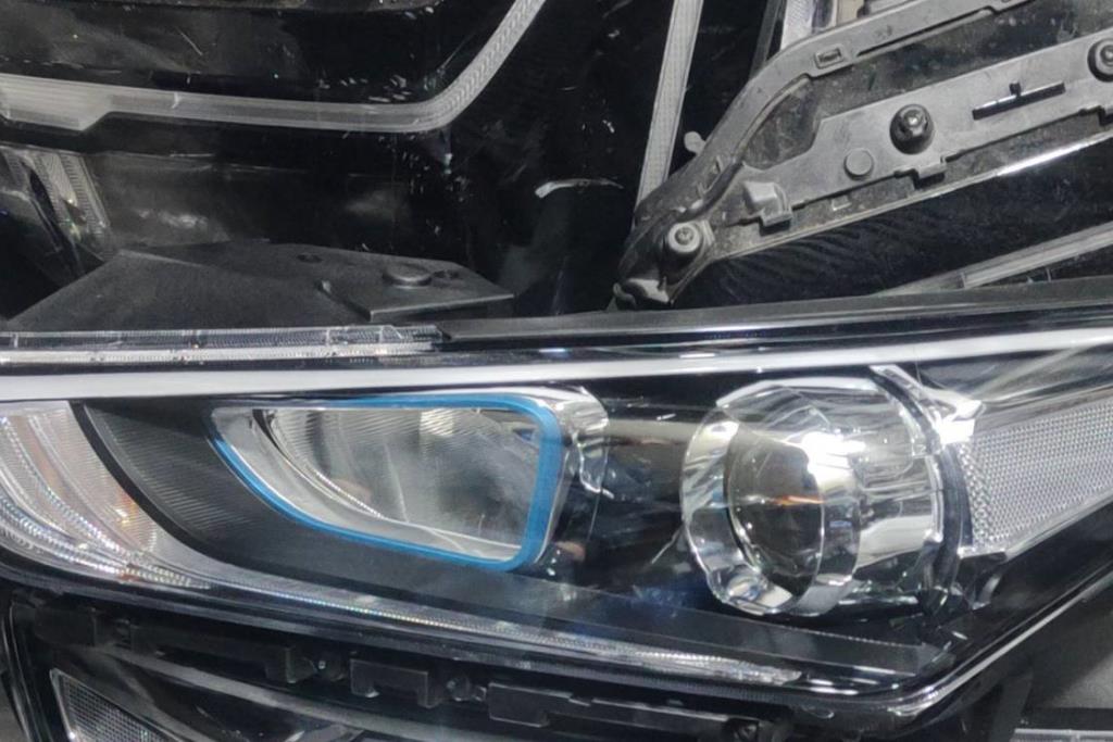 ضوء امامي شمال هيونداي ايونيك 2017 2018