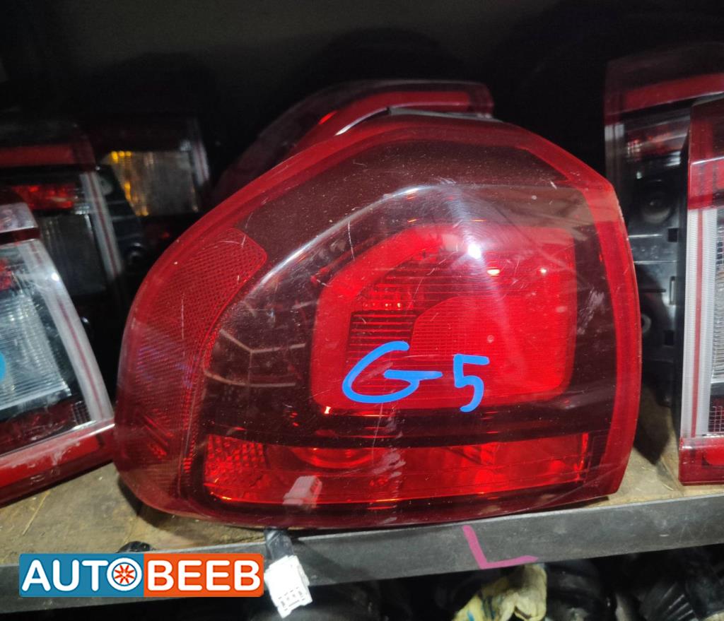 ضوء خلفي يمين شمال كيا نيرو 2020 2021