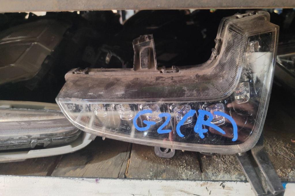 كشاف امامي هيونداي ايونيك 2017 2018