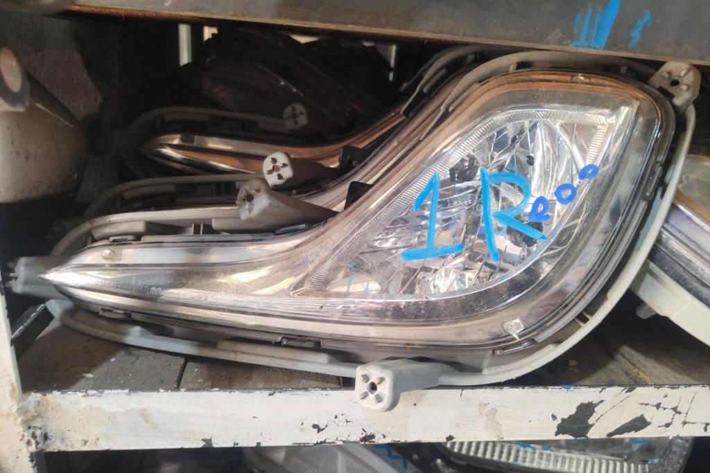 كشاف امامي هيونداي اكسنت 2012 2013