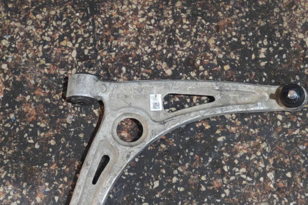 كفة عجل هيونداي ايونيك 2017 2018