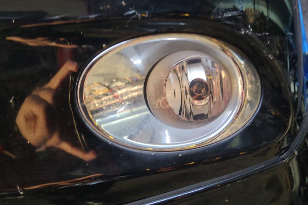 كشاف امامي شمال لكزس rx450 2010 2011 2012