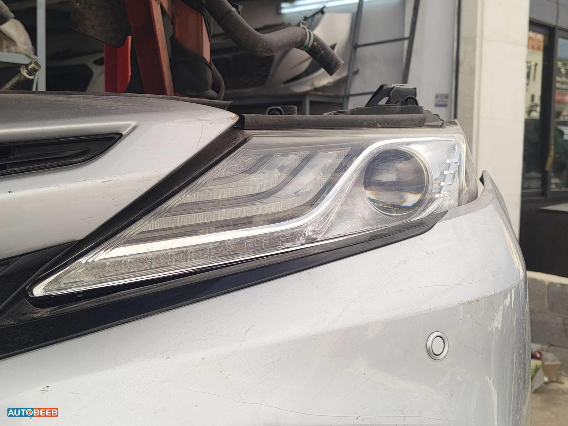 Lights Front light Toyota Camry